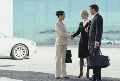 委托加工還是自建廠 創業者的戰略抉擇與勞務派遣應用思考